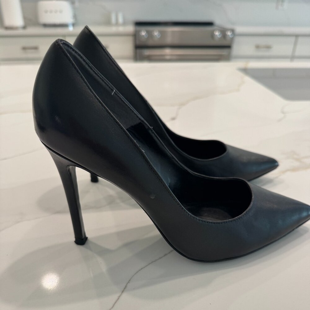 Charles David Pumps